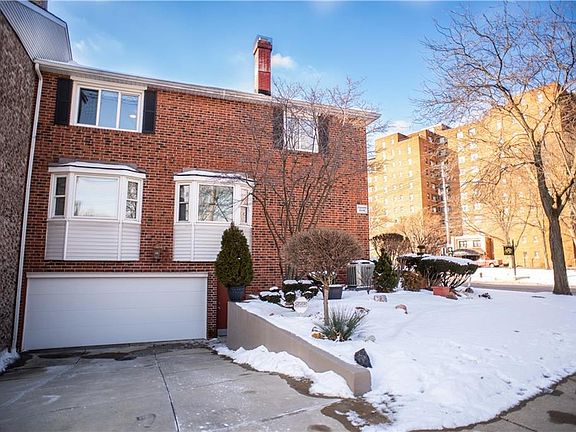 3rd image of 11705 Edgewater Dr #8