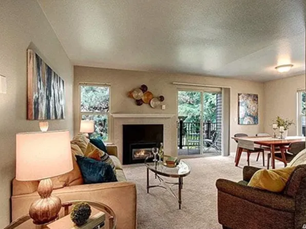 9805 Avondale Rd NE, Redmond, WA