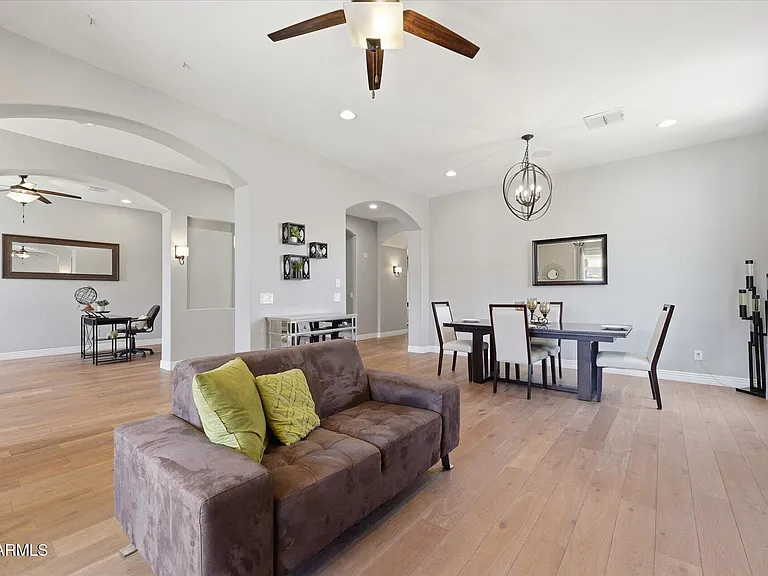 4254 E Valencia Dr — Photo 11