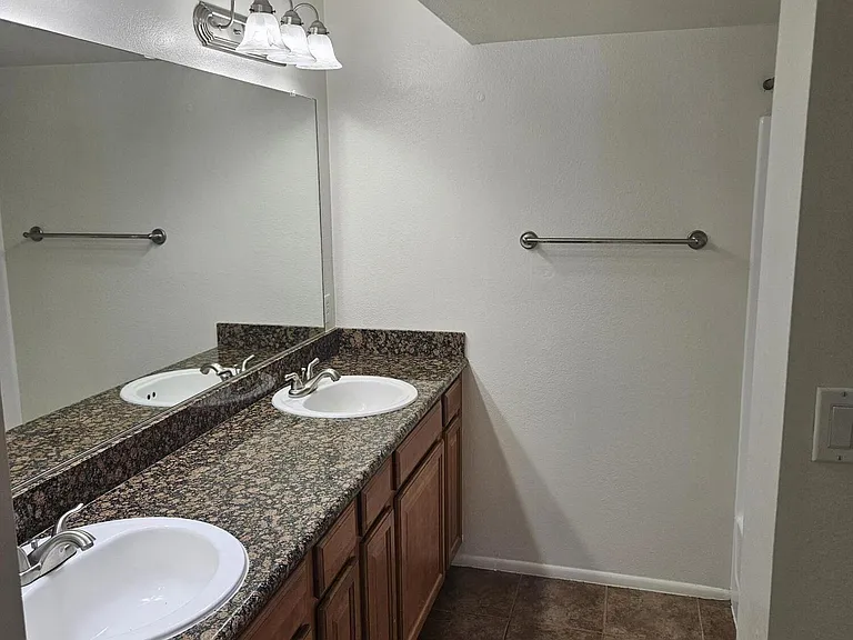 935 N Granite Reef Rd #65A — Photo 23