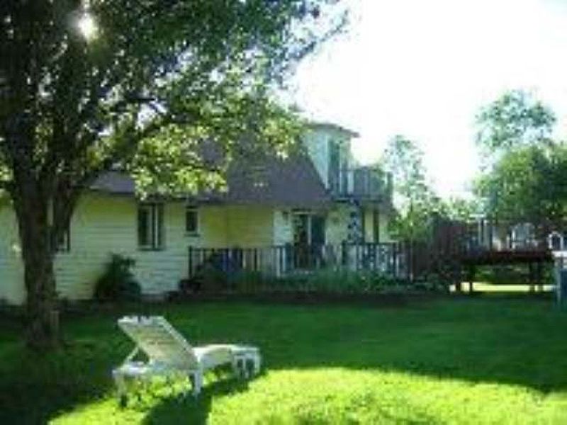 2nd image of 346 GIFFORD HOLLOW Road