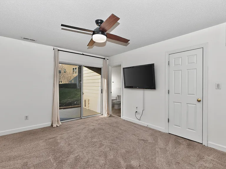 14627 Waterside Dr — Photo 17