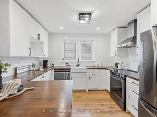 152 Wilson Rd S, Oshawa, ON L1H 6C1