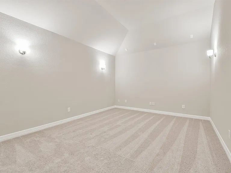 8211 Chartres Wind Dr — Photo 29