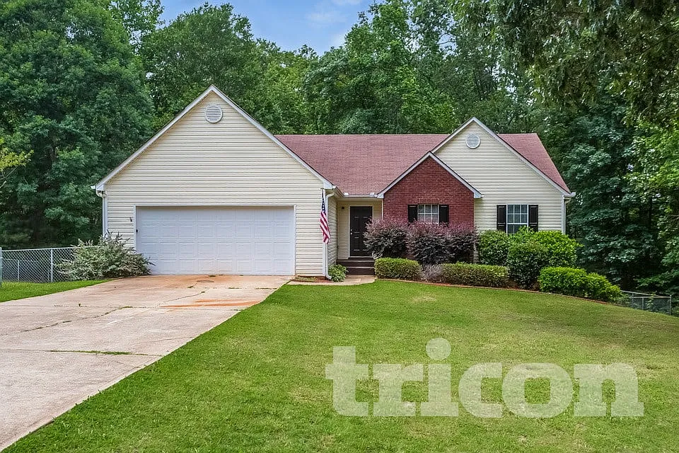 Building Photo - 450 Alcovy Way