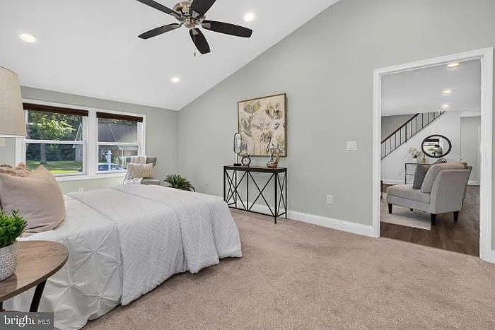 5 bed, 1975 sqft, $4,500 — Photo 2
