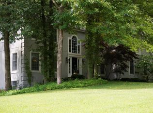 4503 Thornbury Dr E, Valparaiso, IN 46383