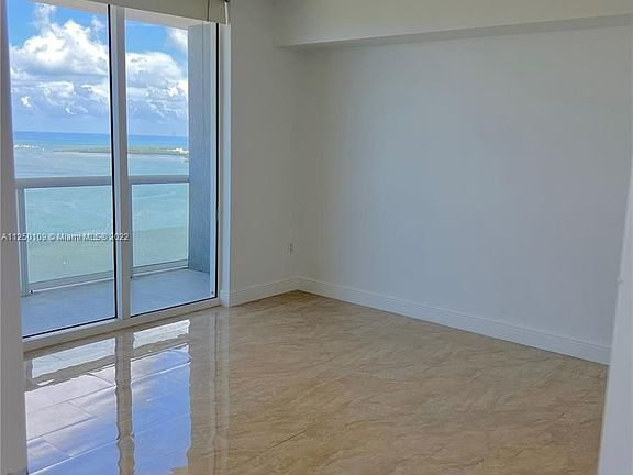 4th image of 50 Biscayne Blvd APT 4906