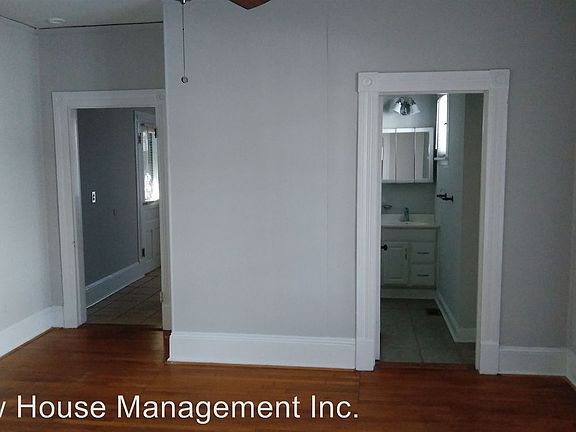 5th image of 130 Tate St APT 3