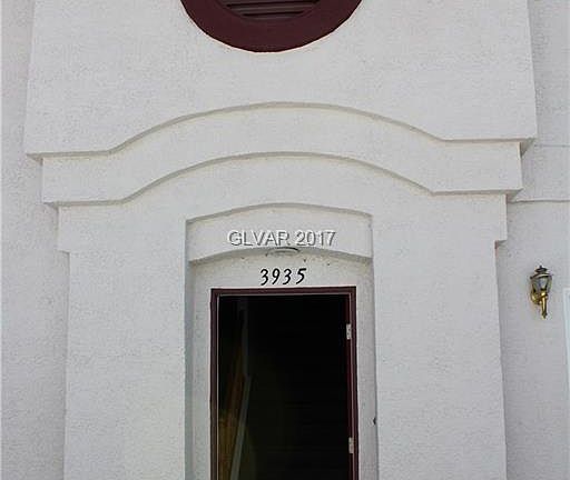 4th image of 3935 Starfield Ln #0