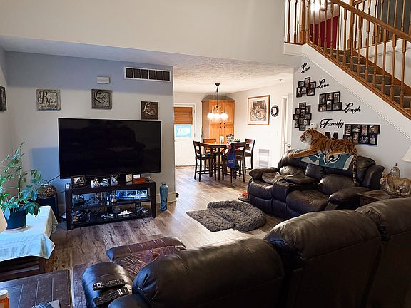 2nd image of 315 Burcham Dr