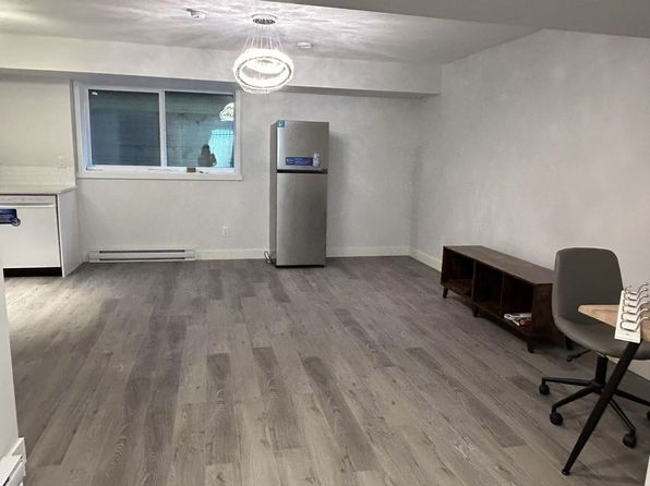 1 bedroom rental in Surrey — photo 3