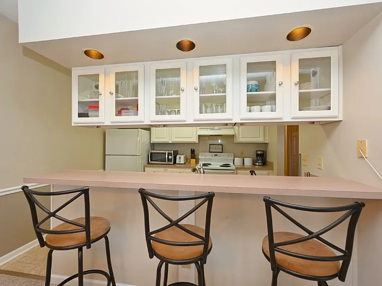 910 Churchill Xing — Photo 8
