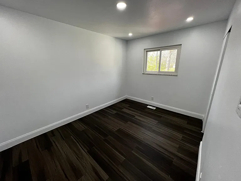 Bedroom 2 Pic1