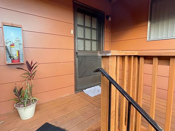 5th image of 3108 Maryland St APT 7
