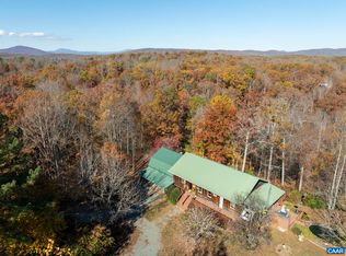 9225 Howardsville Tpke, Schuyler, VA