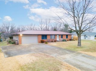 312 W Curless St, Swayzee, IN 46986