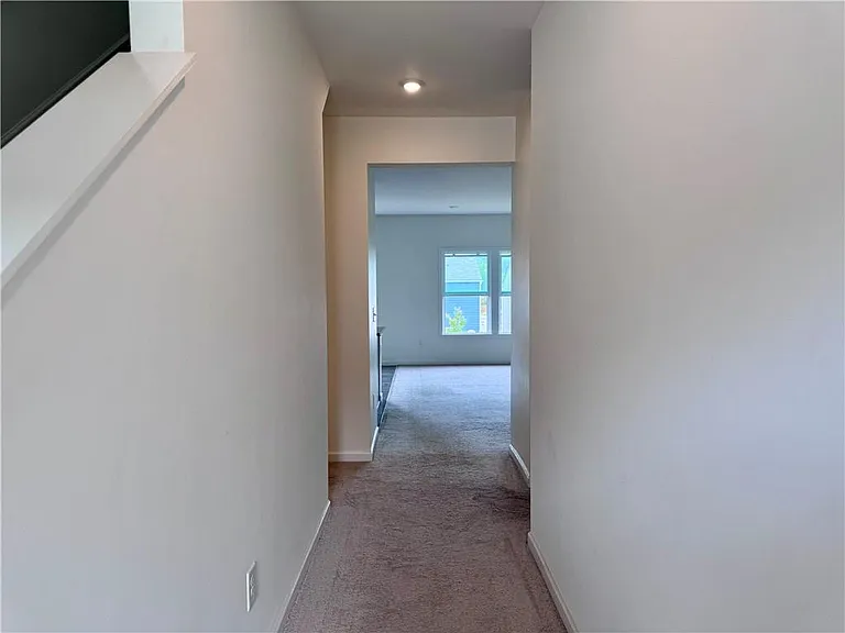 241 Port Way — Photo 3