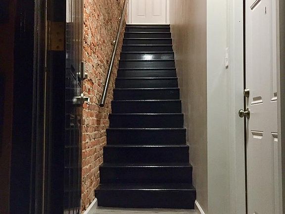 3rd image of 39 S Cecil St