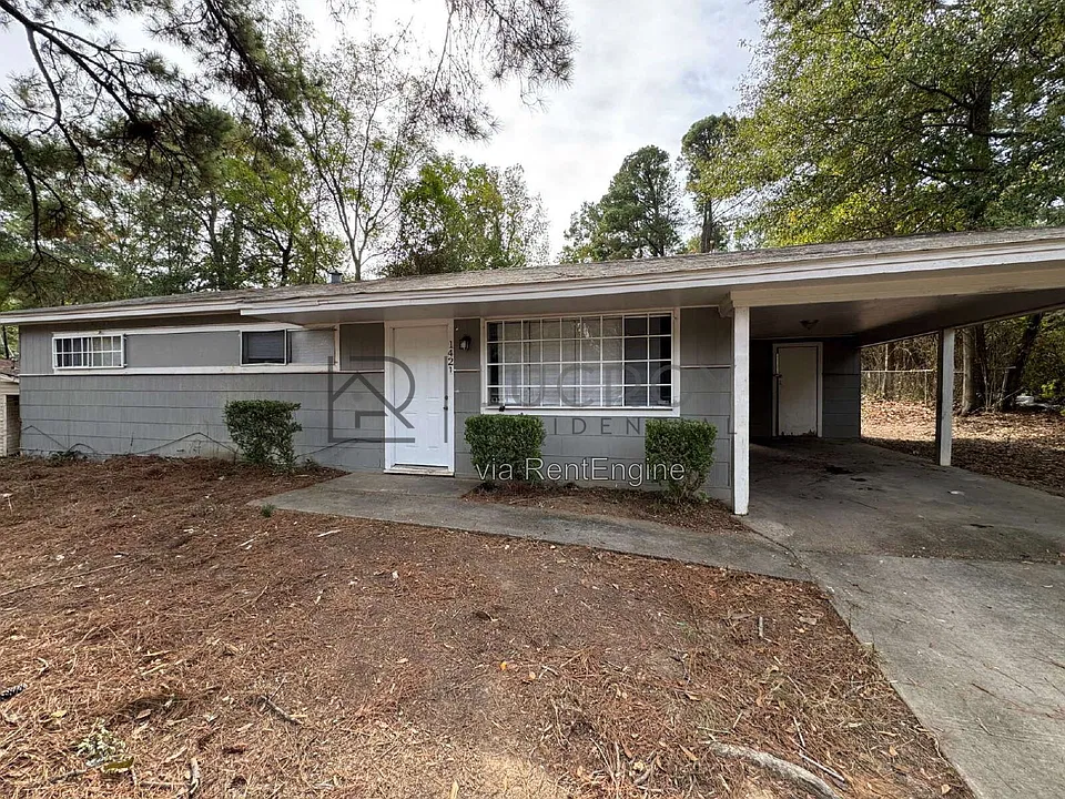 1421 Maria Dr