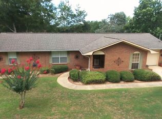 111 Beverley Dr, Enterprise, AL 36330