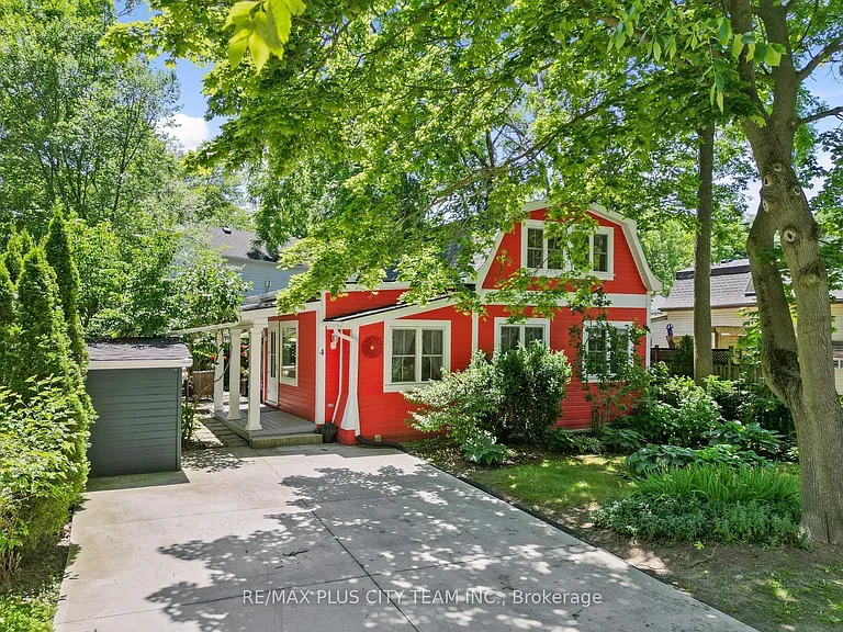 4 Wyckliffe Ave — Photo 3