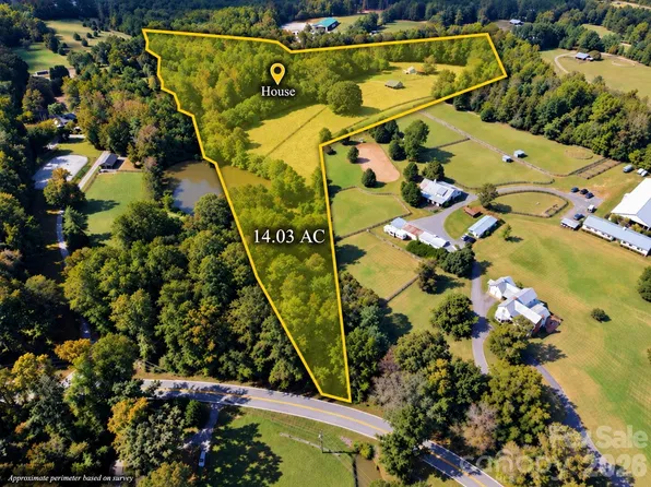 150 Rabun Run, Columbus, NC 28722