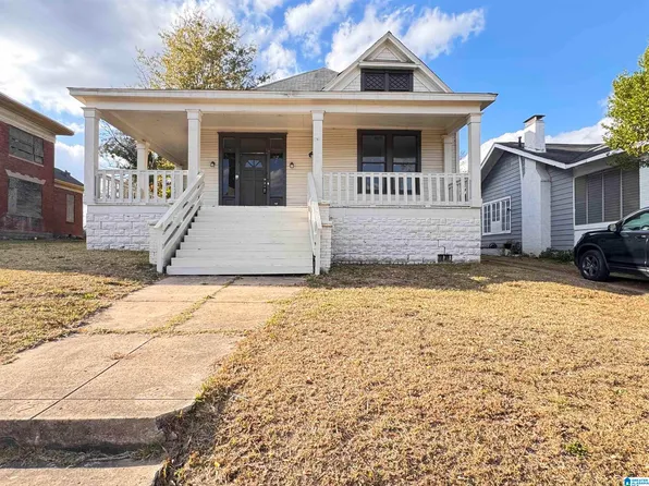 1626 Berkley Ave, Bessemer, AL 35020