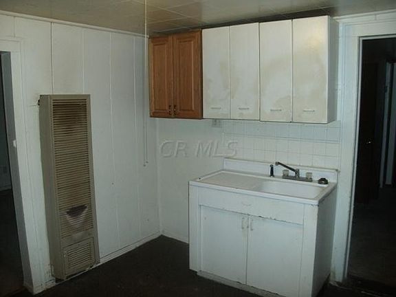 5th image of 2175 Ormond Ave