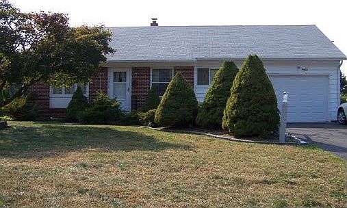 1st image of 113 Moorestown Dr