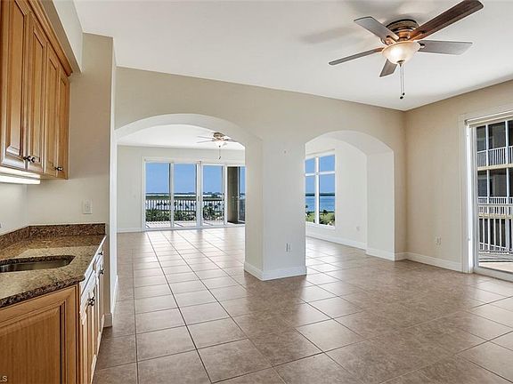 4th image of 6061 Silver King Blvd Unit 406