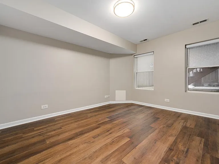 1847 W Armitage Ave #3R — Photo 8