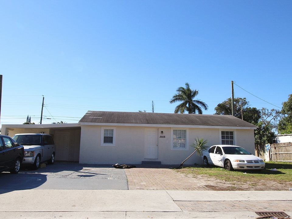 2nd image of 2808 Oswego Ave