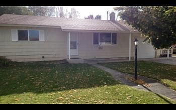 1st image of 430 N Crimson Dr