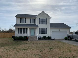211 Bennett Ln, Richlands, NC 28574