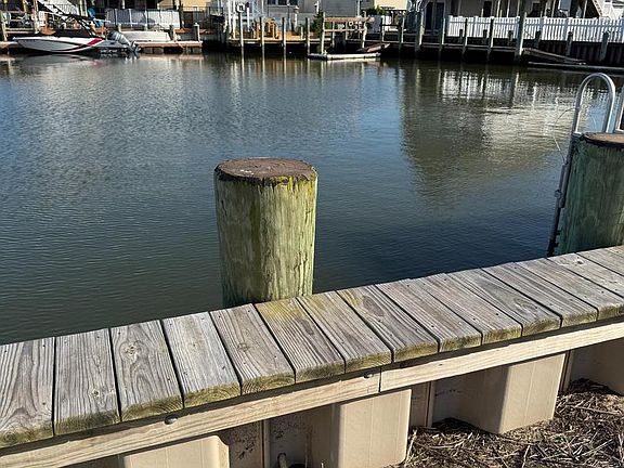 3rd image of 134 Flamingo Rd