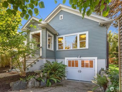 2211 NW 85th Street, Seattle, WA, 98117