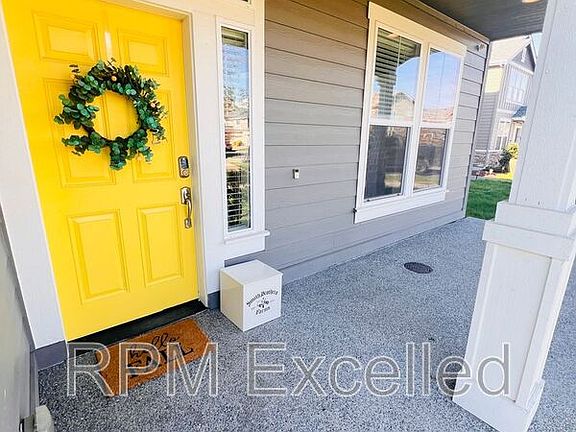 3rd image of 13802 183rd Avenue Ct E