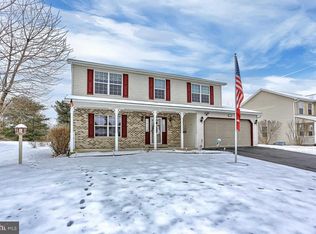 152 Martel Cir, Dillsburg, PA 17019