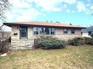 4418 66th Ave N, Brooklyn Center, MN 55429