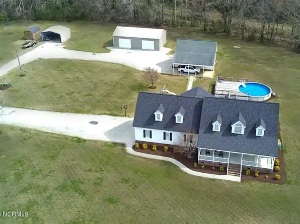 5245 Warren Jones Road, Ayden, NC 28513