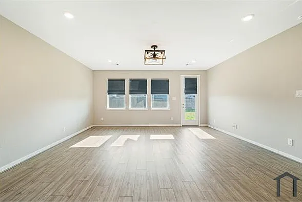 7314 Bristlegrass Colony Ct — Photo 12