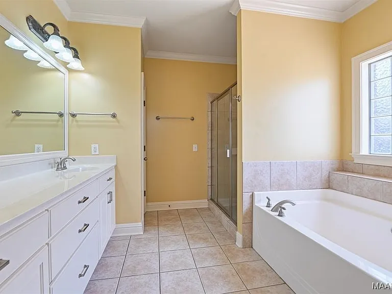 8318 Chadburn Way — Photo 23
