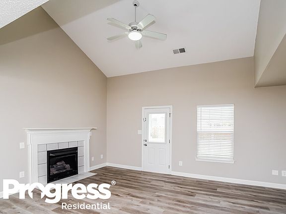 4th image of 2908 Brekonridge Centre Dr