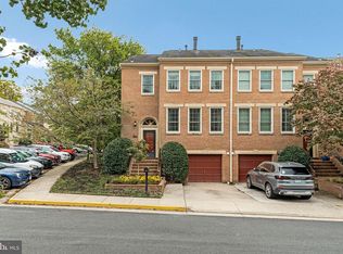 1448 McLean Mews Ct, Mc Lean, VA 22101