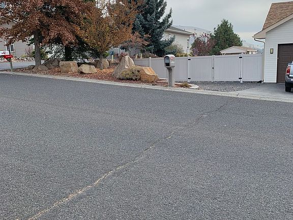 3rd image of 5808 Havencrest Dr