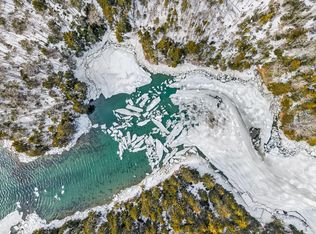 52 Atlantic Quarry Rd, Tenants Harbor, ME 04860