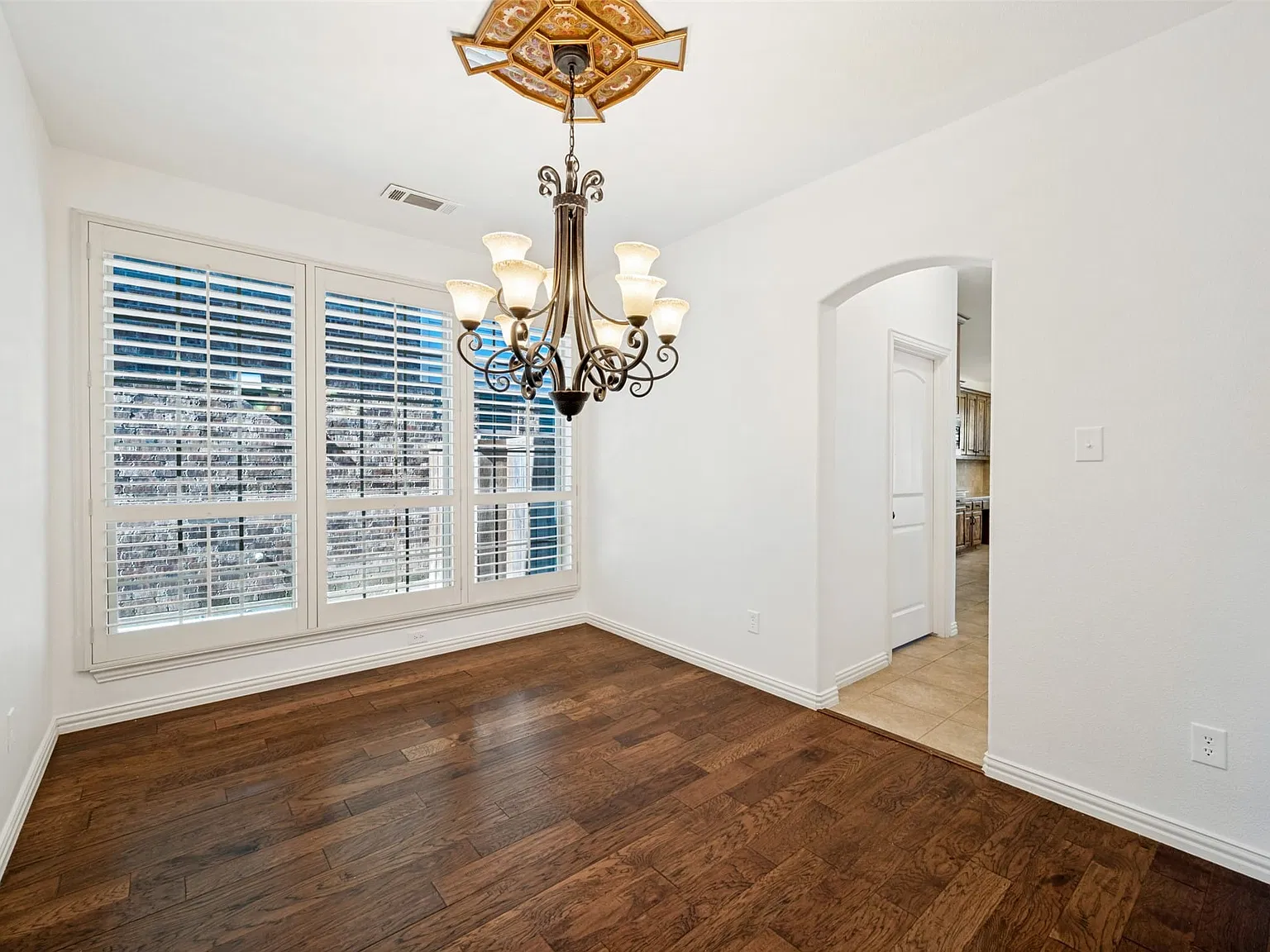 4 bed, 3.5 bath, 3124 sqft, $3,500 — Photo 4