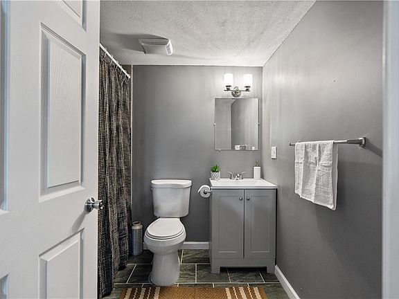 5th image of 10106 E Golf Ave
