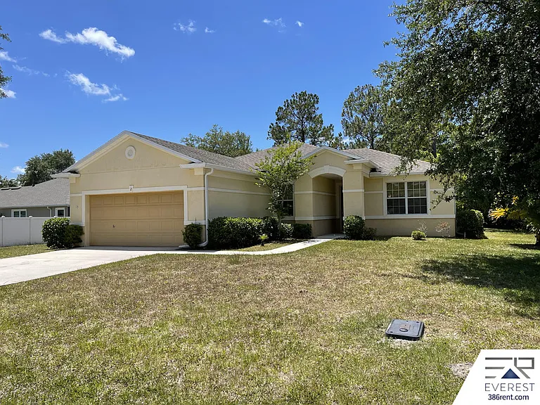 2 Roxboro Dr — Photo 3